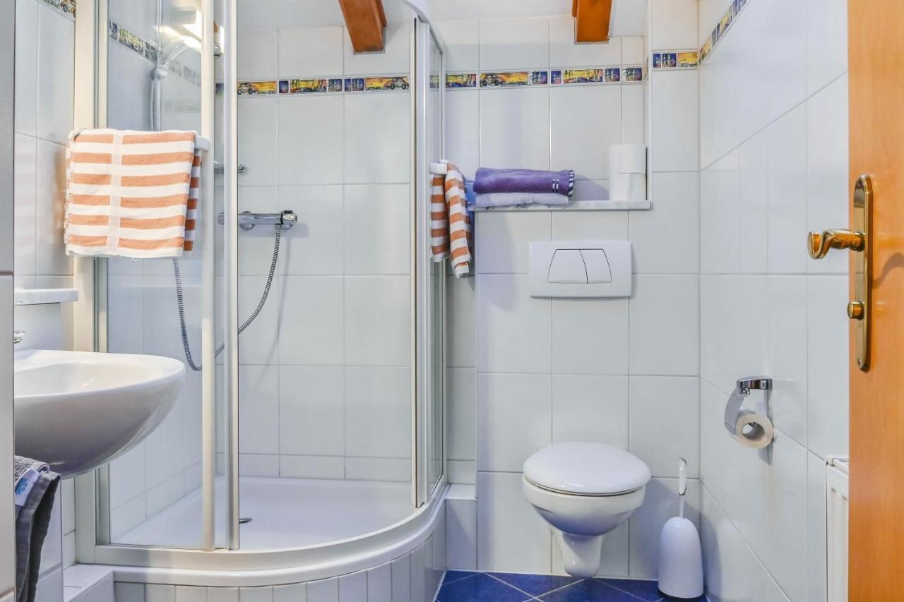 Katharinenhof Ferienwohnung Hausberg ガルミッシュ・パルテンキルヒェン エクステリア 写真
